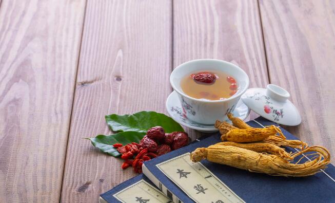激素皮炎吃了1年多中成药-激素性皮炎吃中药能治愈吗,中国激素型皮炎不严重吃中药多久能网站